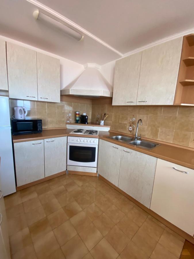 Apartmani Niks Makarska Bagian luar foto